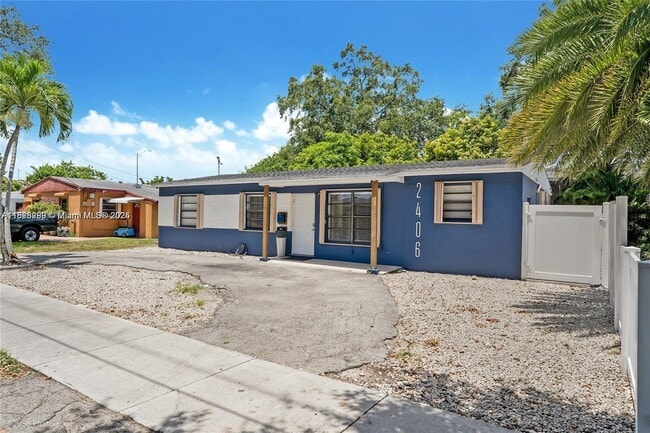 Photo - 2406 N 28th Ave Casa