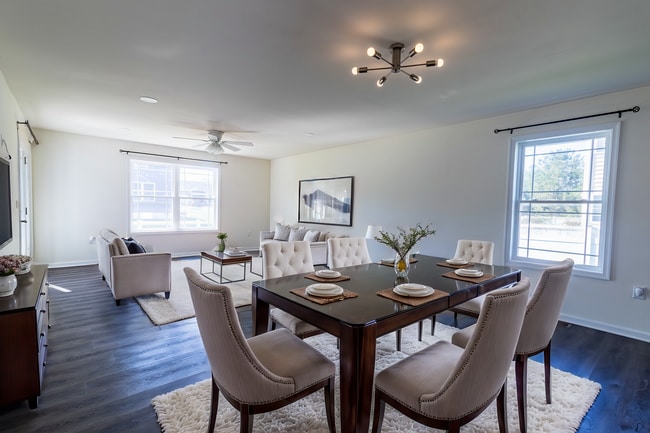 Photo - 54 Pilgrim Ct