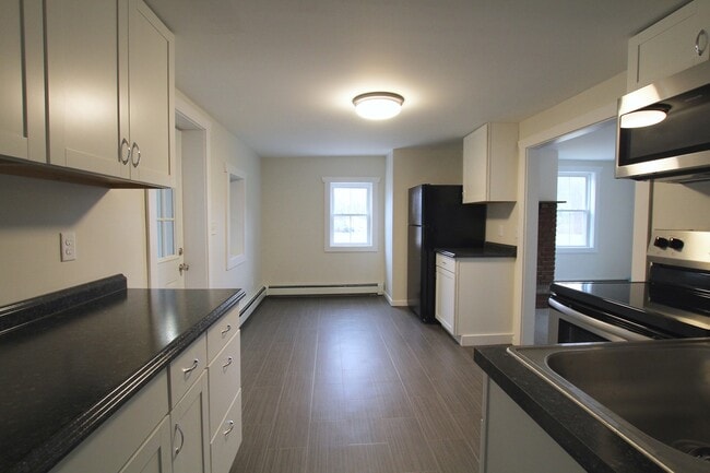 Photo - 126 Maxwell Ln Unit Apt. 1