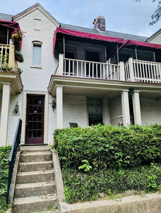Building Photo - 3314 Ellwood Ave Unit Apt. C