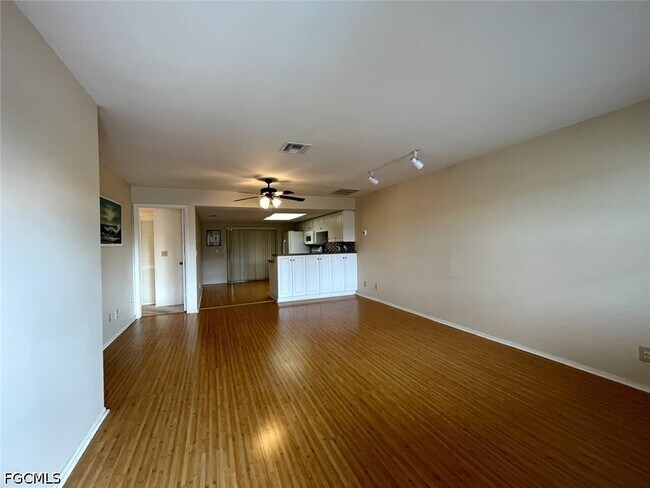 Photo - 613 SE 14th Terrace