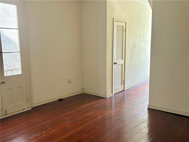 Photo - 830 St Ann St.
