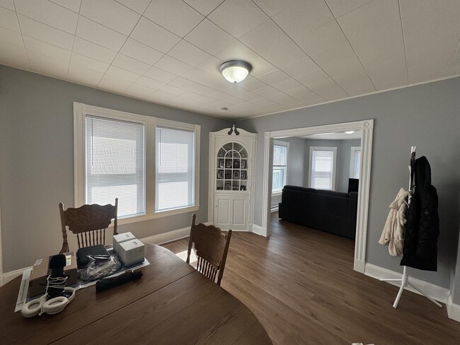 Photo - 32 Claremon St Unit 2
