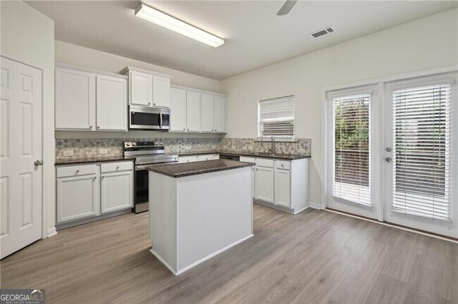 Photo - 1805 Liberty Pkwy NW