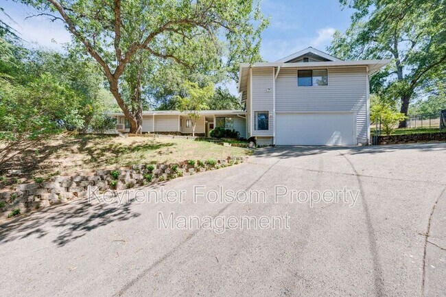 Photo - 211 Sandy Ct House