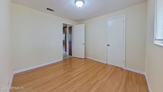 Photo - 8311 Santman Ct