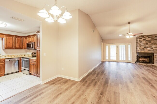 Photo - 1512 Blueteal Dr