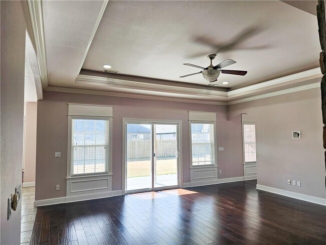 Photo - 2203 SW Tupelo Ave