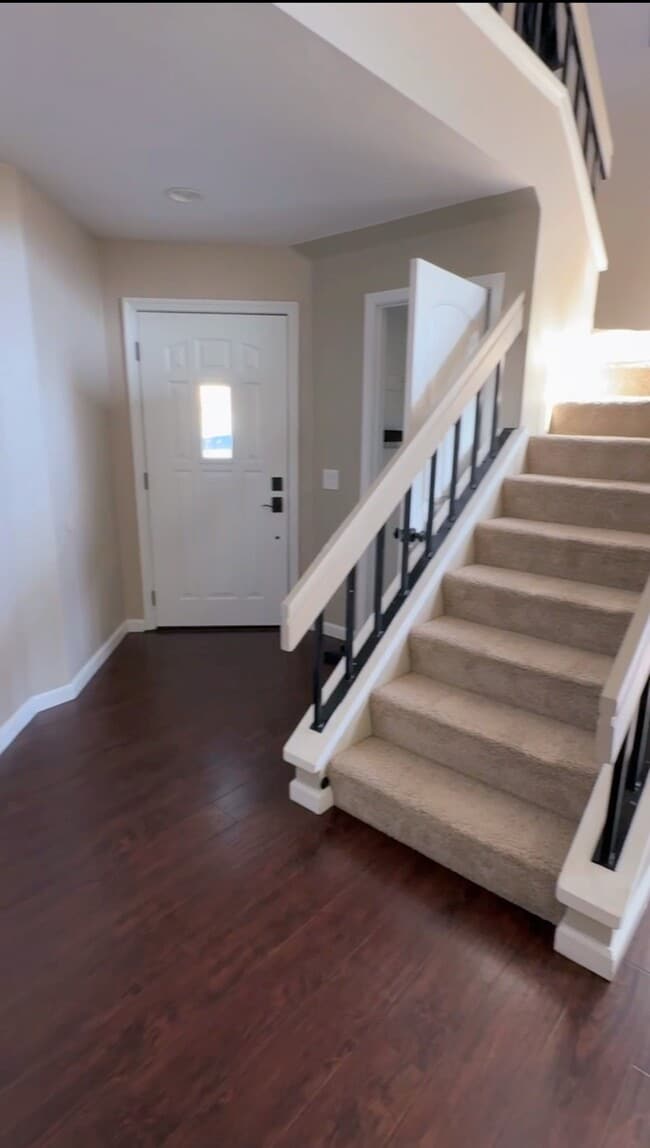 Photo - 2126 Shoreview Pl