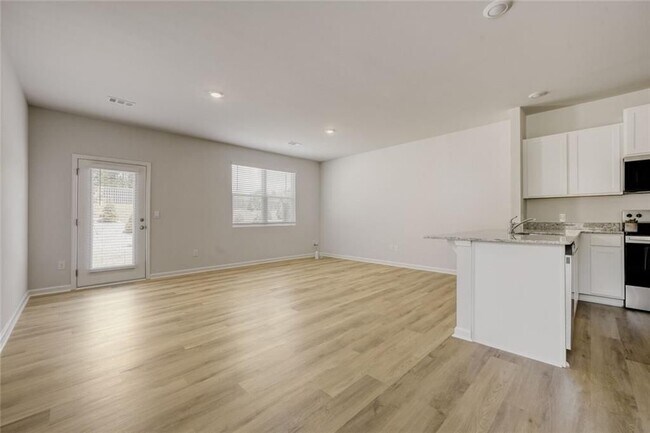 Photo - 5980 Skylar Dr