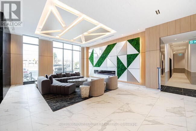 Photo - 204 Burnhamthorpe Rd E Unit 104