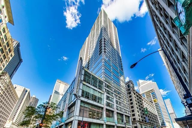 Photo - 8 E Randolph St Unit 2806