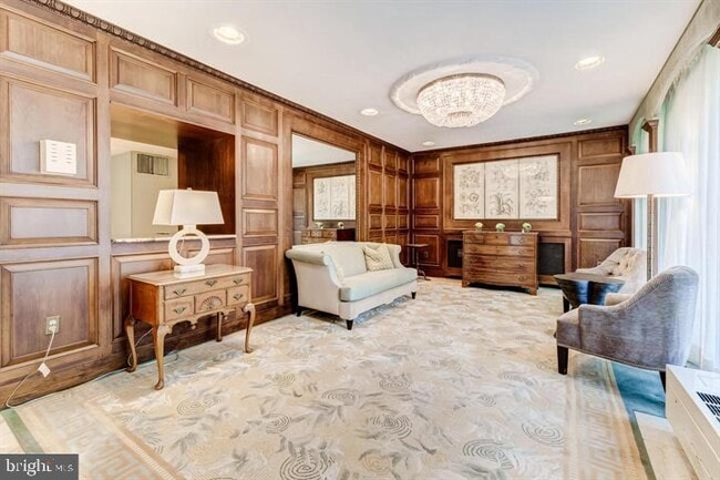 Photo - 4501 Arlington Blvd Unit 718