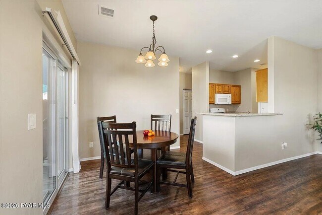 Photo - 4679 N Viewpoint Dr