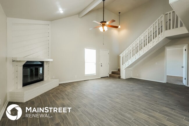 Photo - 725 Lapwing Rd