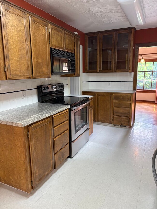 Photo - Classic Brick Charmer - 4 Bedroom