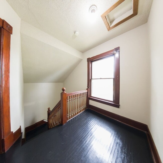 Photo - 501 E Lincoln Way Unit 2