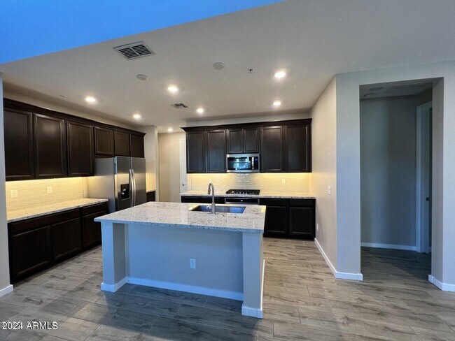 Photo - 3855 S McQueen Rd