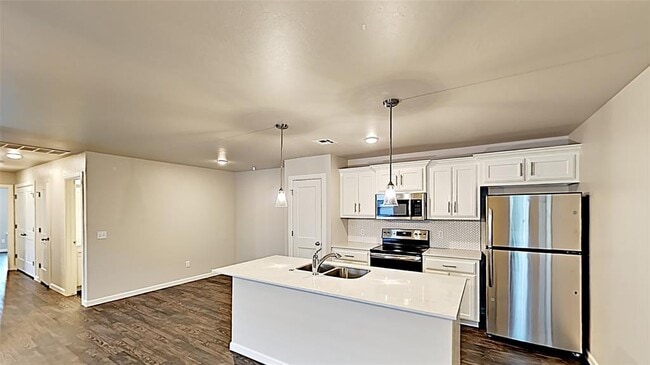 Photo - 4920 Avion Ct