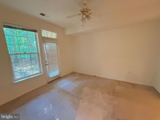 Building Photo - 1300 Windleaf Dr Unit 154