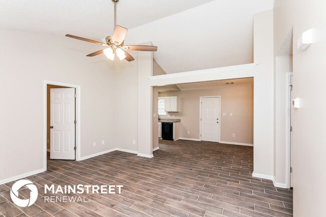 Photo - 6020 Windsong Way