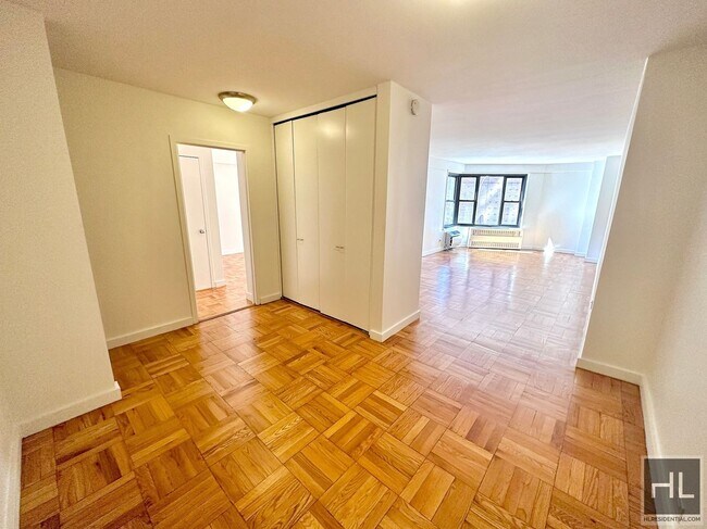 Photo - Fourth Avenue Unit 3E