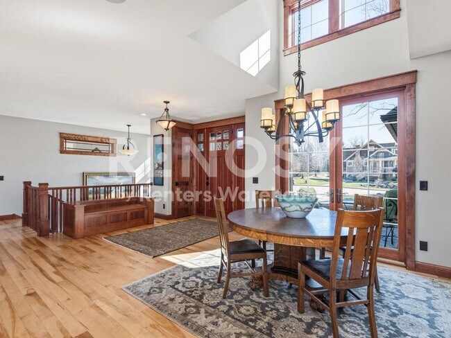 1912 Linner Woods Ct