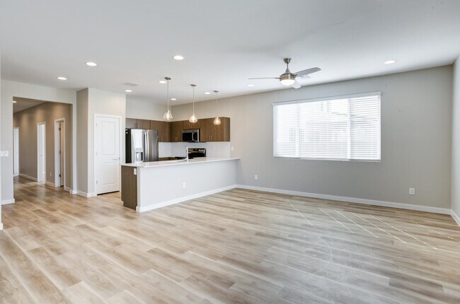 Photo - 6326 S 47th Dr