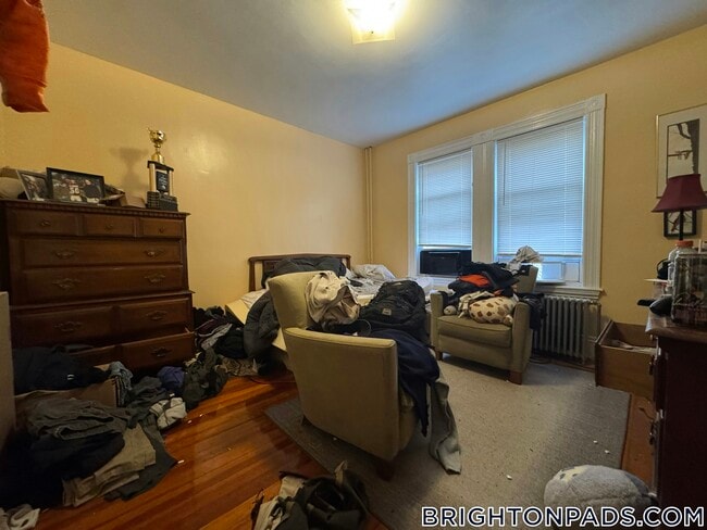 Building Photo - 225 Parsons St