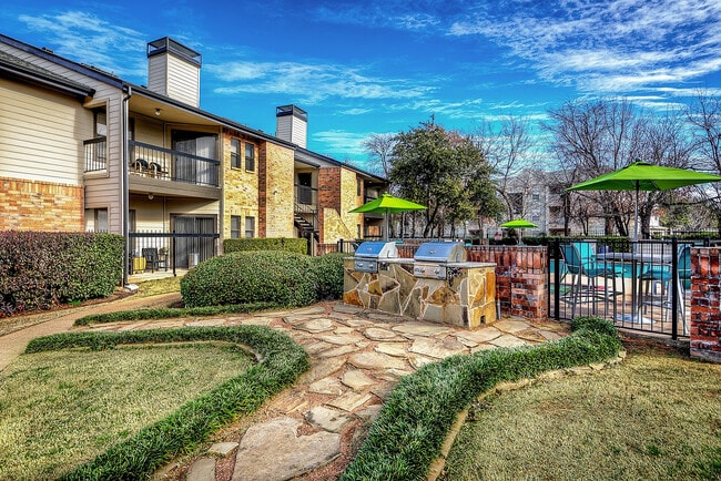 Spring Parc Apartment Homes Grilling Station