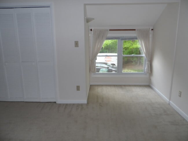 Photo - 4100 Five Oaks Dr