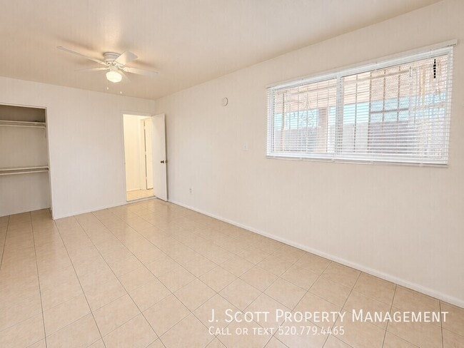 Photo - 5437 S 14th Way