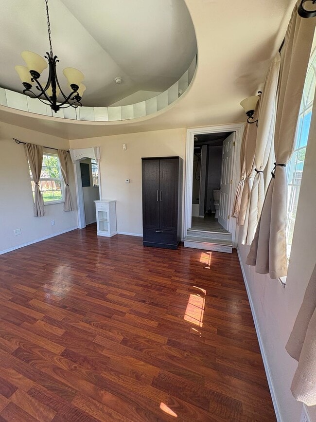 Photo - Cozy studio available now! Unit B