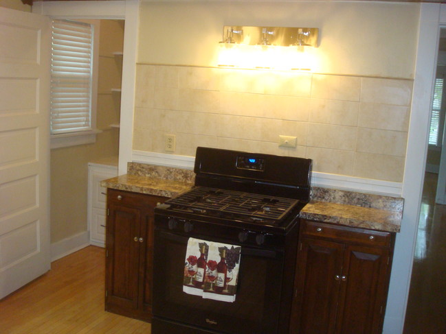 Kitchen - 7006 Cedar St Apartamentos Unidad 2