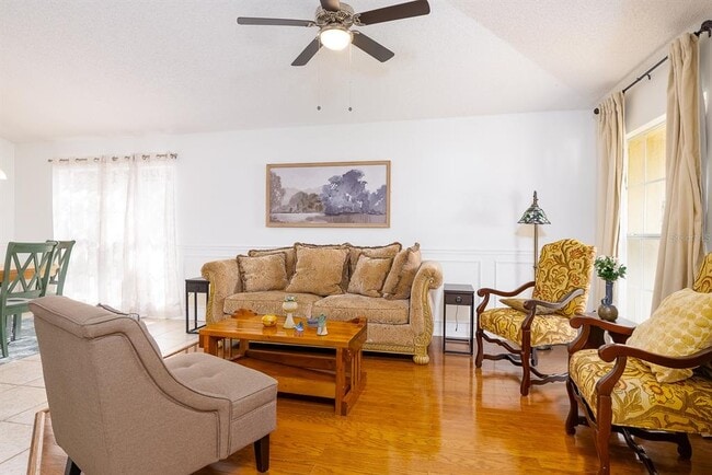254 Oak Park Pl