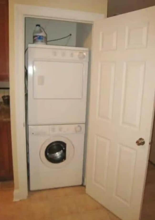 Photo - 1344 W Chase Ave Unit TWO BEDROOMS - 1348 3