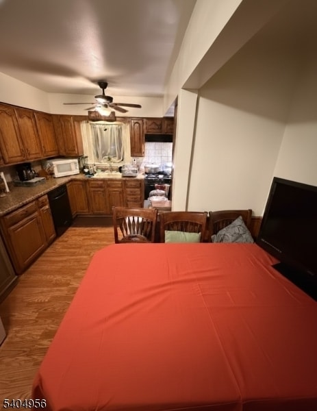 Photo - 628 Second Ave