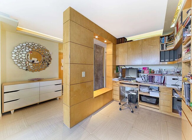 311 Greenwich St Unidad 16K