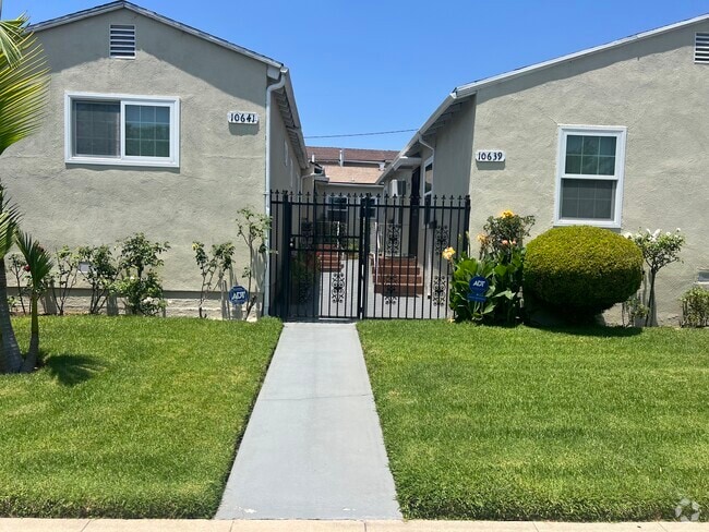 Building Photo - 10639 1/2 Ayres Ave Unit 10639 12 Rental