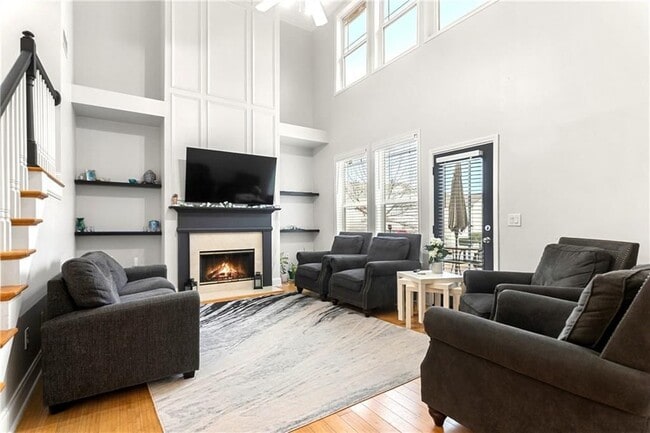 Photo - 3538 Old Towne Ln