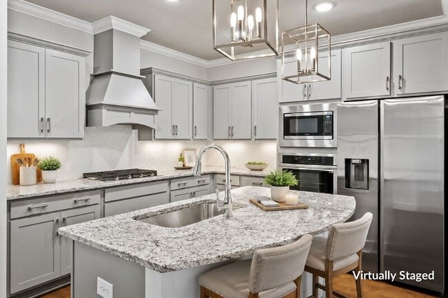 Photo - 411 Raleigh Elm Dr