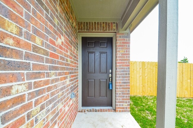 Photo - 329 Killam County Dr