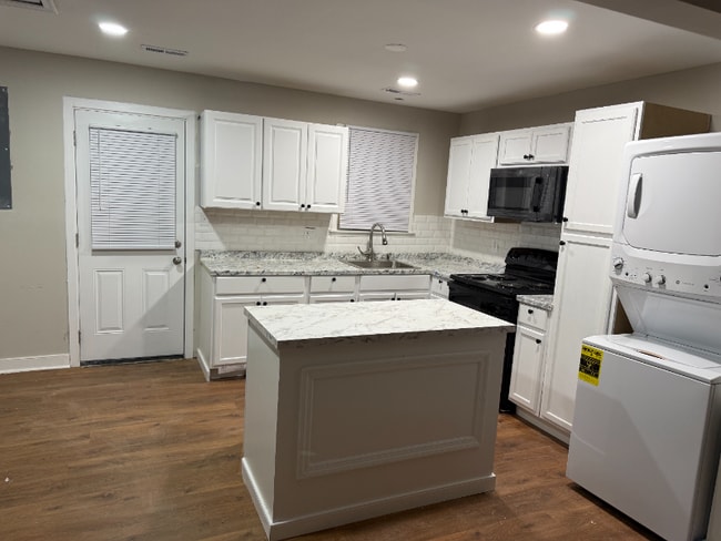 Photo - 2208 Ford Ave