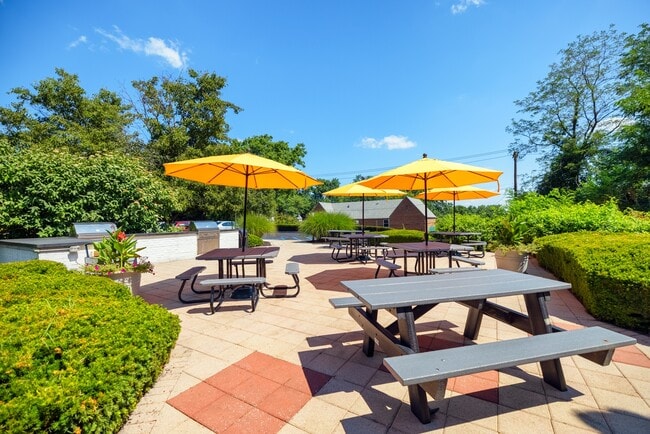 Photo - Village at Fox Point