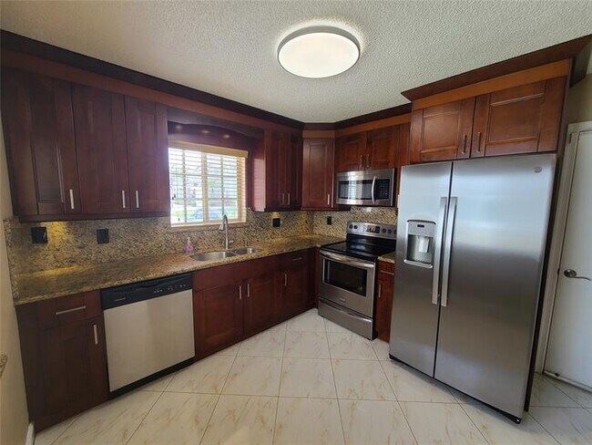 Photo - 1427 SW 48th Terrace