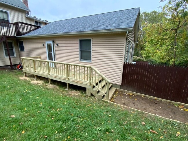 Photo - 50 Sunnyside Ave