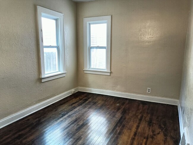 Photo - 1904 S 7th St Unit lower