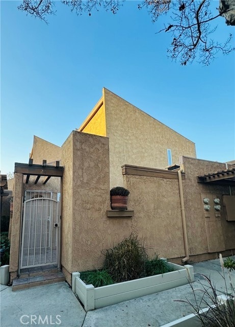 Photo - 2700 N Brea Blvd Unidad 24