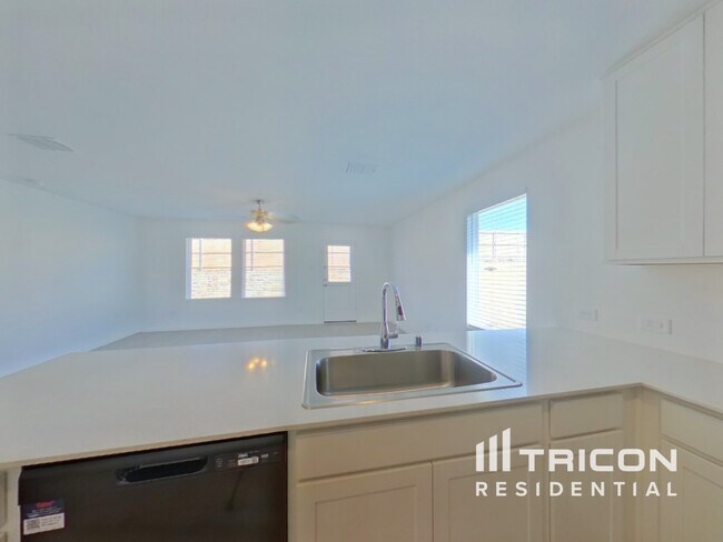 Photo - 10700 Dusty Rnch Rd