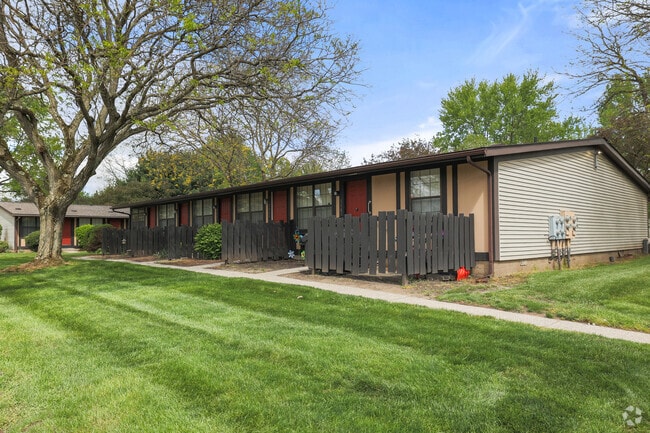 Pinewood Apartments